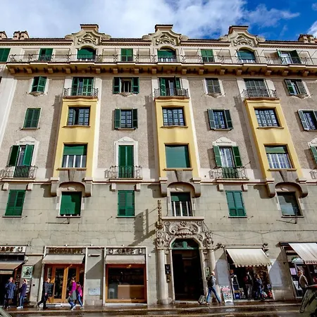 Viminale View 3* Rome